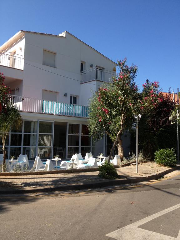 Sitges Beach Hostel Exterior foto